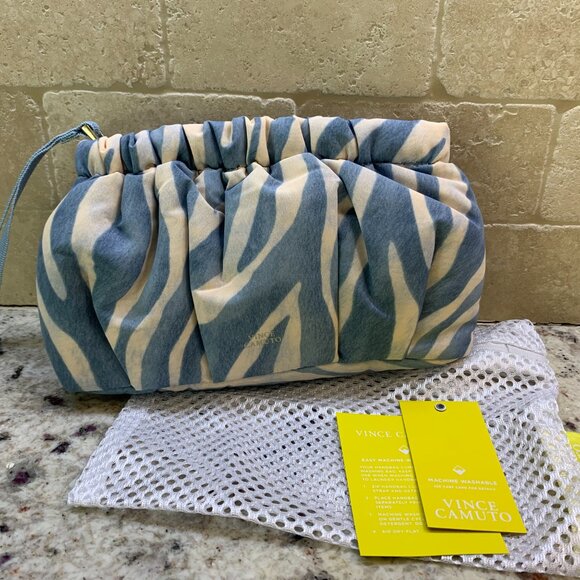 NWT Vince Camuto Washable Blue Cloth Clutch - Picture 4 of 5